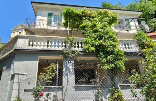Tronzano Lago Maggiore Villa | Delightful CASA L'ARBI: Pet & Child Friendly Retreat