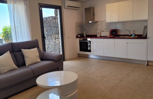 La Asomada Apartment | Casa La Asomada: Scenic Views with Hot Tub and Pool Access