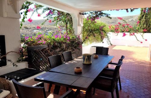 Agua Amarga Villa | Experience Villa Con Vistas al Mar with Pool & Perfect Rating