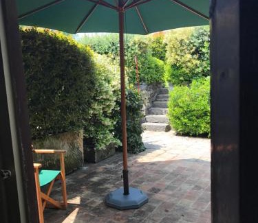 Carrubazza-Motta Hotel | Discover Casa la Carrubbazza: Pet-Friendly Getaway