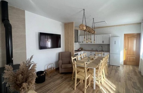 Lapeza House | Delightful Casa La Chicuela with Spa and Breakfast in Granada
