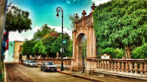 Aguascalientes Hotel | Discover Casa la Feria - Céntrico with Family-Friendly Amenities
