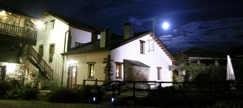 Valdes House | Pet-Friendly Retreat at Casa La Fonte - Rated 9.4/10