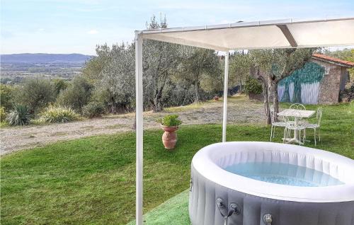 Puliciano House | Discover Comfort at Casa La Fonte - Pet-Friendly Retreat