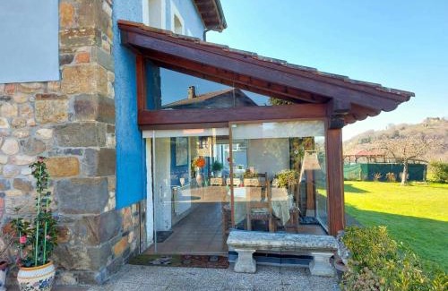 Parres House | Discover Casa La Güelina: A Family-Friendly Retreat