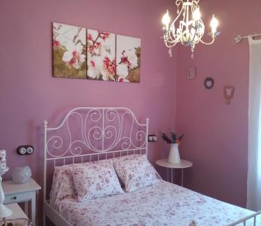 Riogordo House | Discover Casa La Liebrecilla: Oceanfront Family Retreat