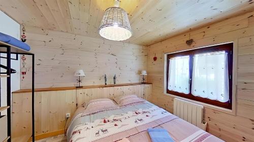 Saint-Veran Apartment | CASA-La Lobio: Family-Friendly Retreat with Scenic Views