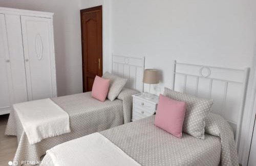 Archidona House | Discover Casa La Loma: Pet & Child Friendly Retreat