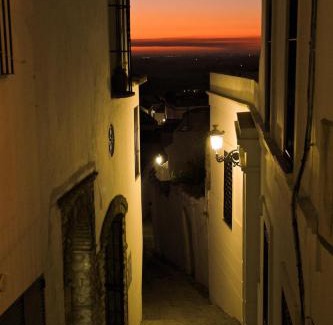 Medina-Sidonia Apartment | Idyllic Casa La Muralla: 4-Star Oceanfront Escape