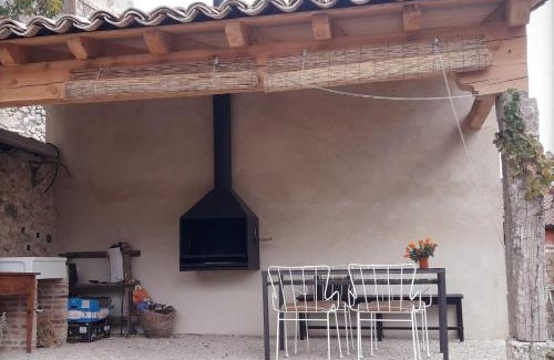 Utande House | Discover Casa la Nuri: Pet Friendly with Breakfast Included
