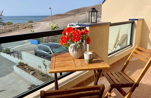 Pajara House | Casa La Ola: Oceanfront Retreat with Breathtaking Views