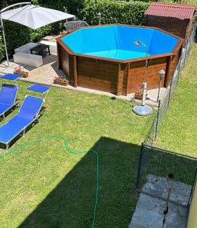 Mologno Apartment | Discover Casa La Pace: Family-Friendly with Ocean Views