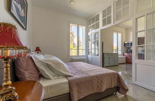 Soissons House | Relax at Casa La Palma with Spa and Family-Friendly Amenities