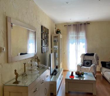 Canete Apartment | Enchanting Casa La Pradera Cañete - Guest Rated 9.8/10