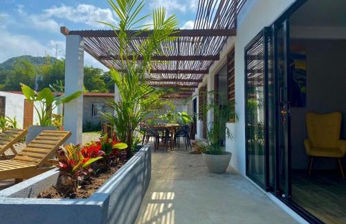 Palomino Bed & Breakfast | Casa La Rayanna: Guest Rated 10/10 with Pool & Pet-Friendly