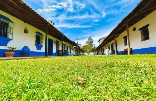 El Rocio House | Family-Friendly Getaway at Casa La Retama - Pequeño Rocio