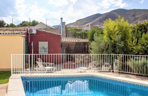 Jodar House | Discover Casa La Ronda: Oceanfront Family Retreat