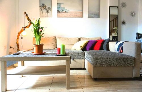 Arenas del Mar House | Cozy Casa la Sonrisa: Enjoy a Poolside Retreat
