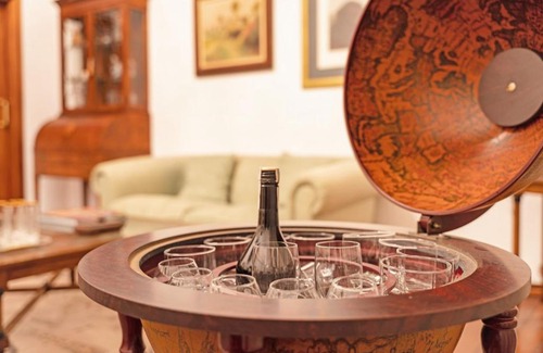 La Vera House | Discover Casa La Victoria: Family-Friendly Retreat