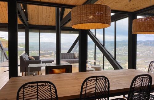 Navidad House | Discover Casa Ladera in Matanzas: Pet-Friendly Paradise