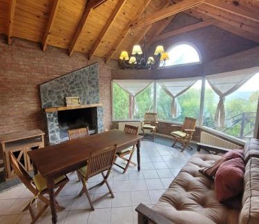 Macrozona Bahia Redonda y Primeros Faldeos House | Family-Friendly Retreat at Casa Lago Argentino - Rated 9.6