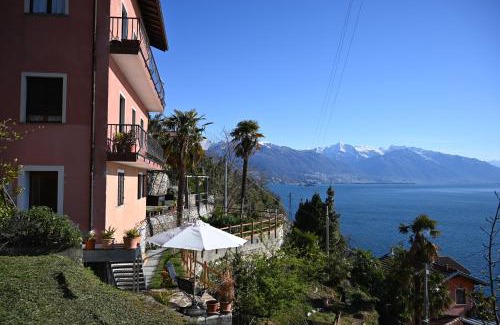 San Bartolomeo Apartment | Oceanfront Comfort at Casa Lago Azzurro Apartment
