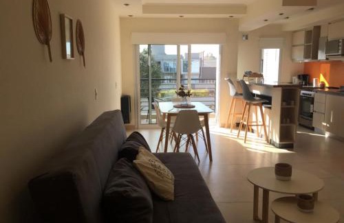 Chascomus Apartment | Pet-Friendly Retreat at Casa Laguna Chascomus - 9.3/10 Rated