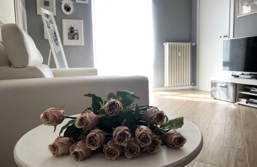 San Paolo Apartment | Discover Casa Lalla: Family-Friendly with Breakfast Included