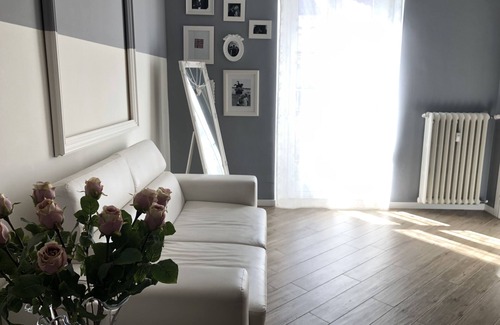 San Paolo House | Inviting CASA LALLA Lounge Apartment with Spa & Breakfast