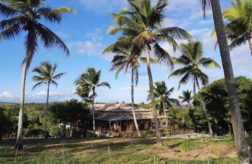 Jandaira House | Casa Laranjeiras - Embrace Nature with Family-Friendly Amenities