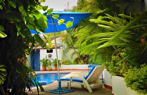Puerto Vallarta House | Relax at Casa las Flores: Oceanfront Retreat with Pool
