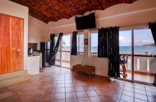Los Ayala Apartment | Relaxing Retreat at Casa las Mariposas Bungalow 8