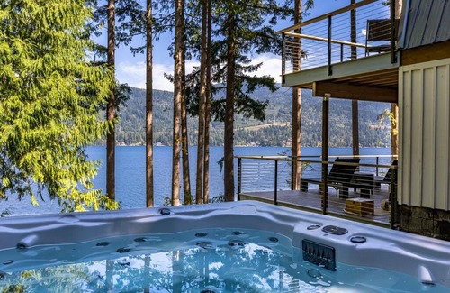 Sudden Valley House | Discover Casa Las Nubes: Lakefront Cabin with Hot Tub