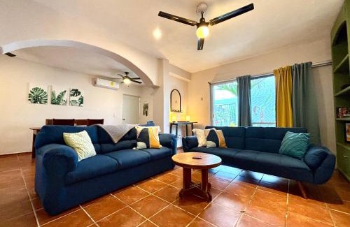 Majahual House | Experience Casa Las Palmas Mahahual: Pet-Friendly Paradise