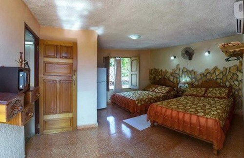 Trinidad House | Enjoy Oceanfront Bliss at Casa Las Tres Cruces