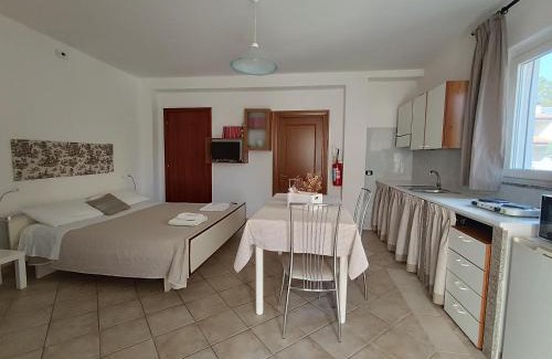 Pontinia Apartment | Family-Friendly Retreat at Dony's Holiday Homes CIse 15782