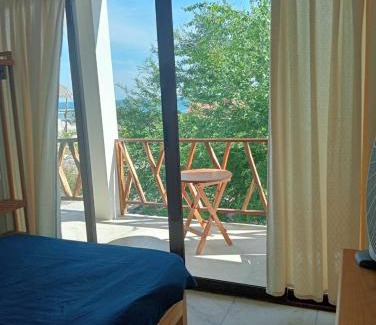 Villa de Tututepec de Melchor Ocampo Hotel | Oceanfront Bliss at Casa Laud Chacahua for Your Family Getaway