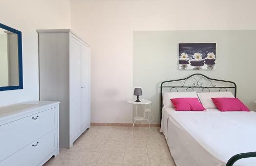 Lido Marini Apartment | Casa Laura: Steps from the Beach with Family & Pet Amenities