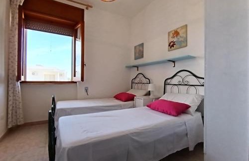 Lido Marini Apartment | Casa Laura: Steps from the Beach with Family & Pet Amenities