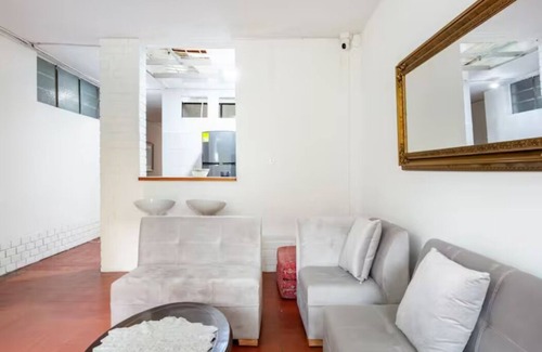 La America Apartment | CASA LAURA (suitable for a group of family or friends) LARGE, LUMINOUS AND WINDY