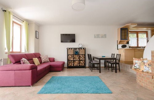 Alsóörs Apartment | Casa Lavanda Alsóörs: Perfect Family Getaway with Pool