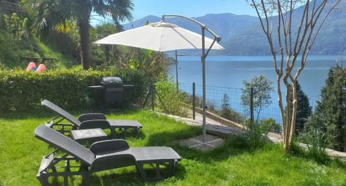 Pino Lago Maggiore House | Pet-Friendly Casa le Palme with Oceanfront Views