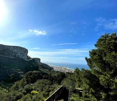 Erice House | Discover Casa "Le Terrazze" - Guest Rated 9.6/10!