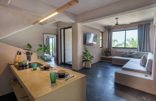 Santa Maria Apartment | Relax at Casa Leah: Oceanfront Retreat with Pool & Spa