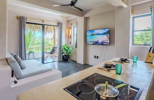 Santa Maria Apartment | Relax at Casa Leah: Oceanfront Retreat with Pool & Spa