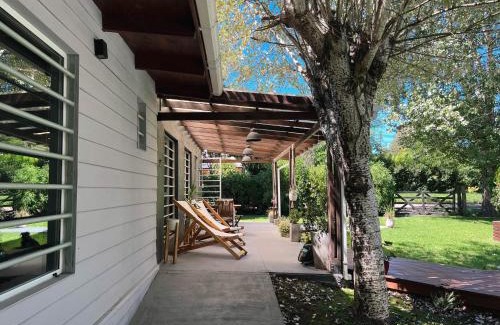 Los Acantilados House | Relax at La Serenidad Hola Sur - Oceanfront Paradise Awaits