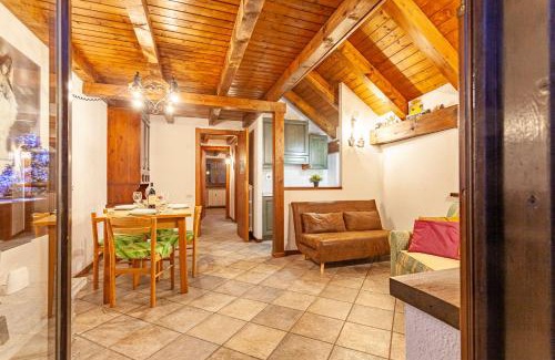 Bardonecchia Apartment | Discover Casa Leonida: Family-Friendly Retreat with 9.7 Rating