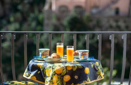 Positano City Centre Apartment | Discover Casa Leucosia in Positano - Beachfront Bliss