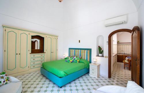 Positano City Centre Apartment | Discover Casa Leucosia in Positano - Beachfront Bliss