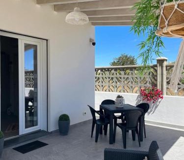 Contrada Fiori Sud House | Beachfront Bliss at Casa Lido Fiori - Rated 9.6/10!